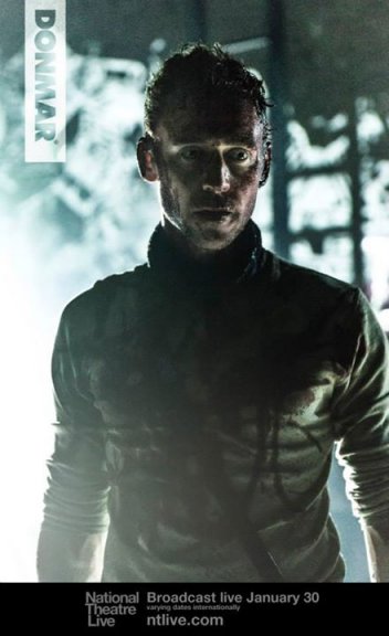 Szenenbild aus NT Live: CORIOLANUS - Tom Hiddleston - Photo by Johan Persson