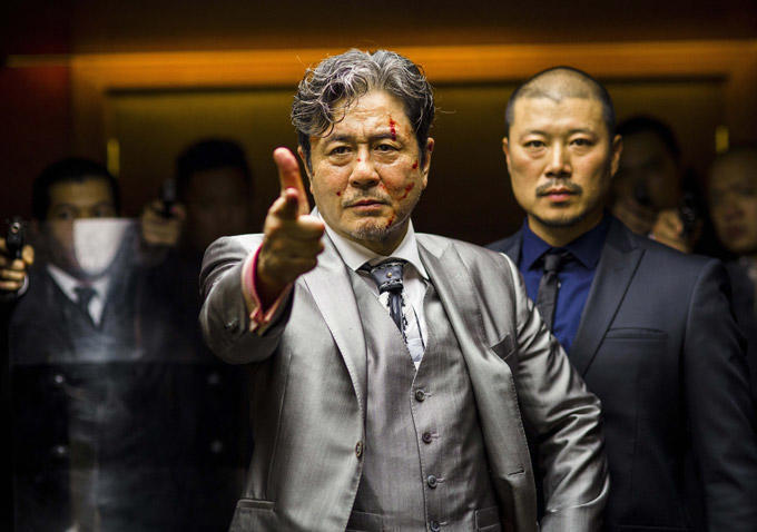 LUCY - Gangsterboss Mr. Jang (Min-sik Choi) - © Universal Pictures
