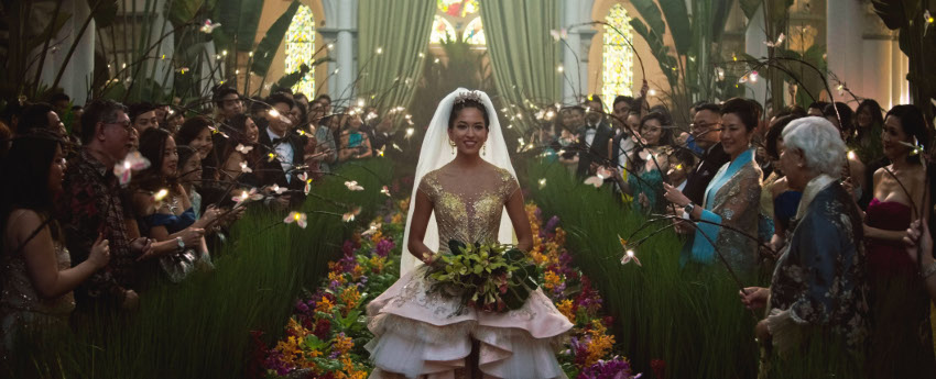 Szenenbild aus CRAZY RICH ASIANS (2018) - Aramintas (Sonoya Mizuno) Hochzeit - © 2018 Warners Bros.