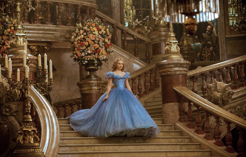 Szenenbild aus CINDERELLA - Cinderella (Lily James) - © Disney