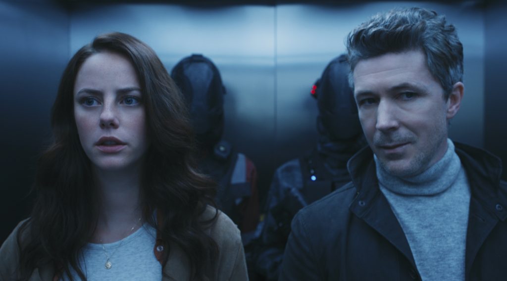 Szenenbild aus MAZE RUNNER: THE DEATH CURE - Maze Runner - Die Auserwählten in der Todeszone (2018) - Teresa (Kaya Scodelario) und Janson (Aiden Gillen) - © 20th Century Fox