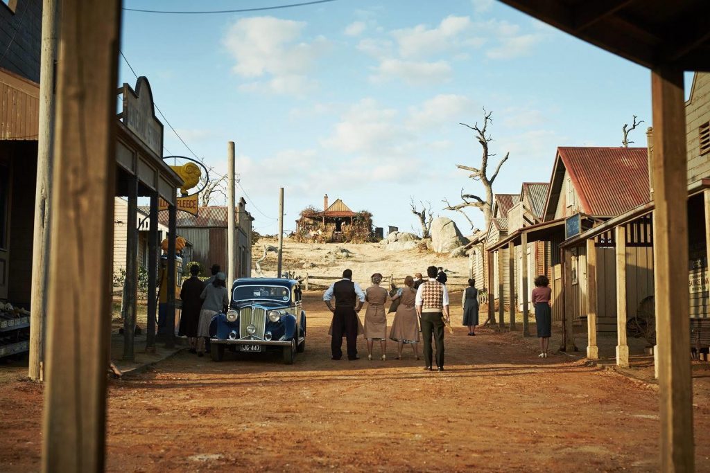 Filmstill aus THE DRESSMAKER (2015) - Western-Setting: Das Haus auf dem Hügel - © Ascot Elite Home Entertainment