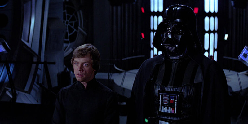 Szenenbild aus STAR WARS: EPISODE 6 - RETURN OF THE JEDI - Luke (Mark Hamill) und Darth Vader (David Prowse) - © 20th Century Fox