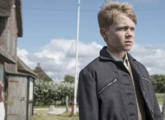 Szenenbild aus AMRUM - Nanning (Jasper Billerbeck) - © 2025 bombero international GmbH & Co. KG / Rialto Film GmbH / Warner Bros. Entertainment GmbH / Gordon Timpen