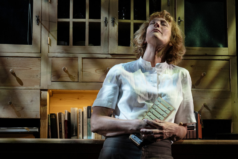 Szenenbild aus BEVOR ICH ES VERGESSE - © Armin Smailovic