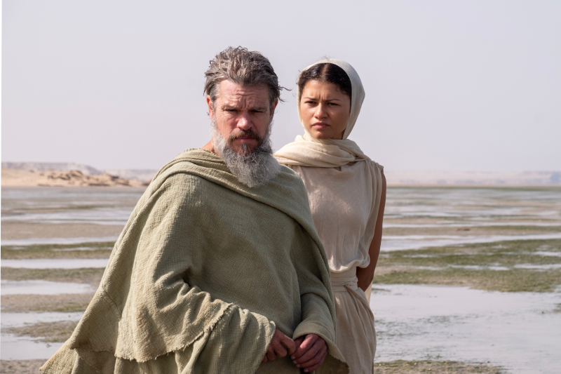 Szenenbild aus THE ODYSSEY - Odysseus (Matt Damon) und Athena (Zendaya) - © Universal Studios. All Rights Reserved.